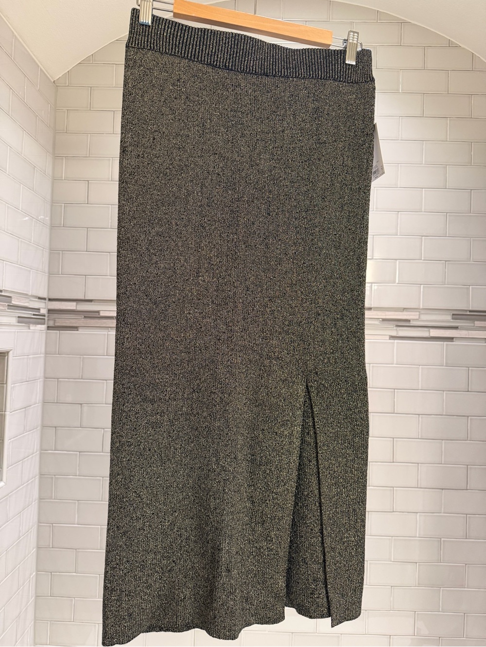 NWT SO Black Gold Metallic Rib Knit Midi Sweater Skirt Side Slit Size M - Picture 1 of 7